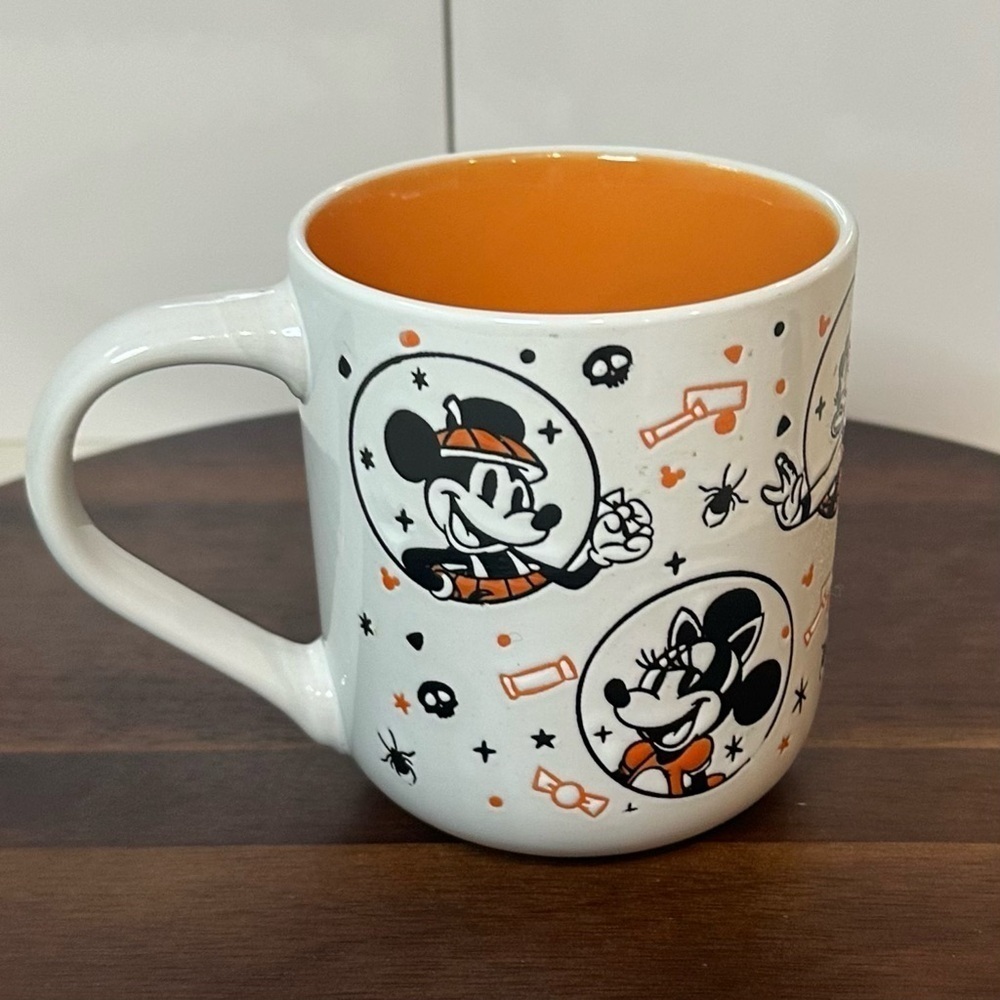 Zrike Brands Disney Halloween DISNEY CHARACTERS Ceramic Mug